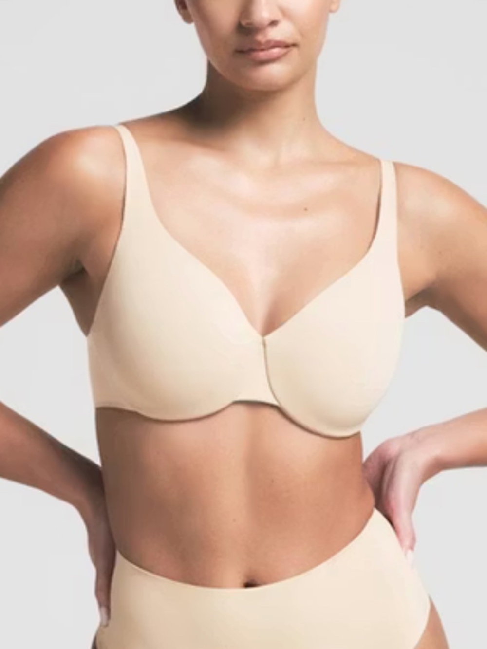 NWT SKIMS ULTIMATE SMOOTHING UNLINED MINIMIZER BRA 38D SAND